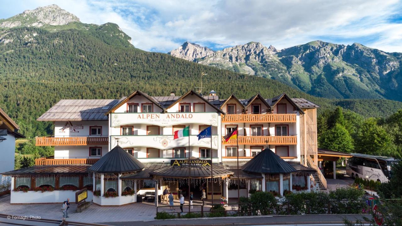 Hotel Alpen Андало Экстерьер фото