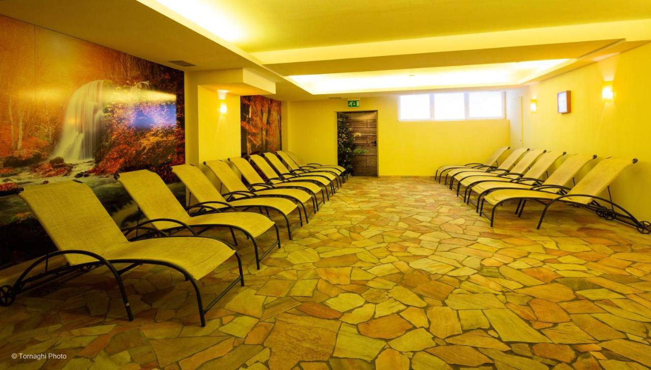 Hotel Alpen Андало Экстерьер фото
