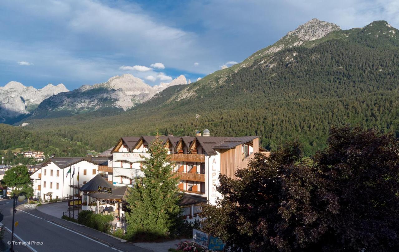 Hotel Alpen Андало Экстерьер фото