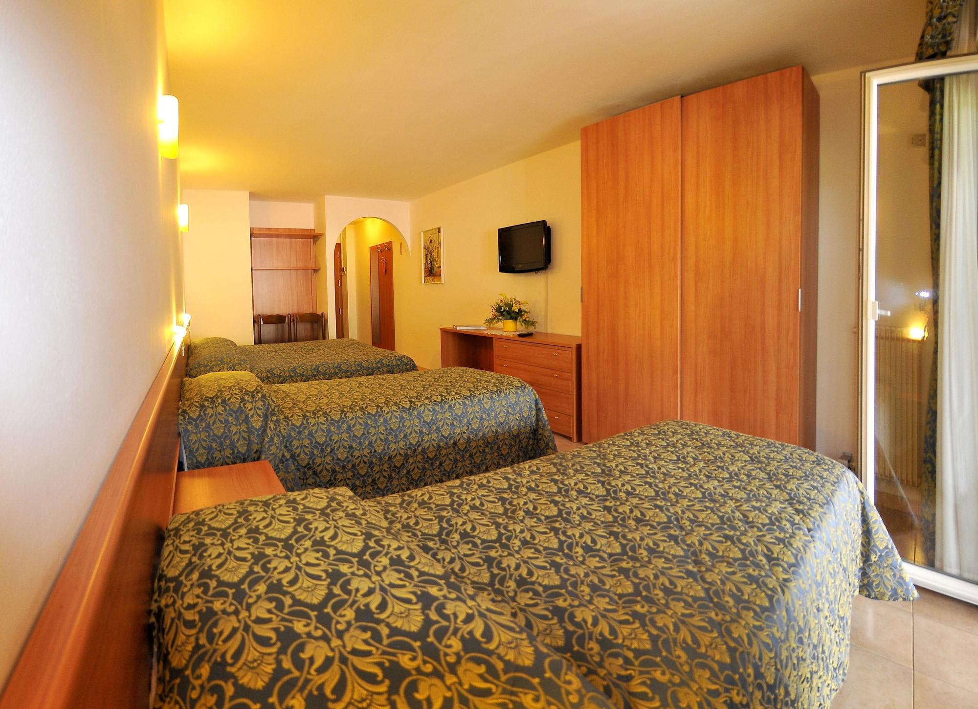 Hotel Alpen Андало Экстерьер фото