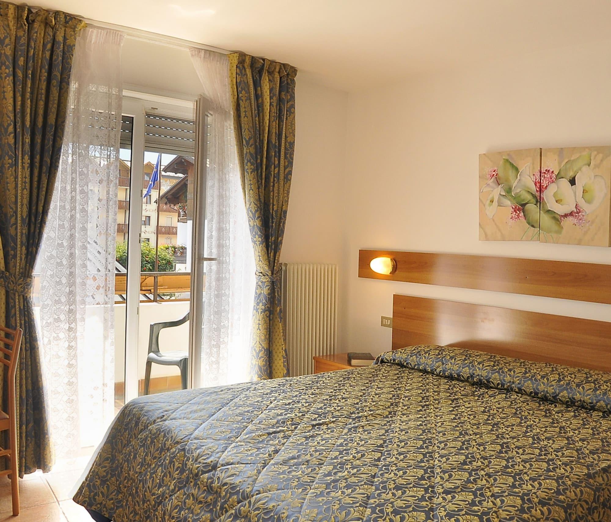 Hotel Alpen Андало Экстерьер фото