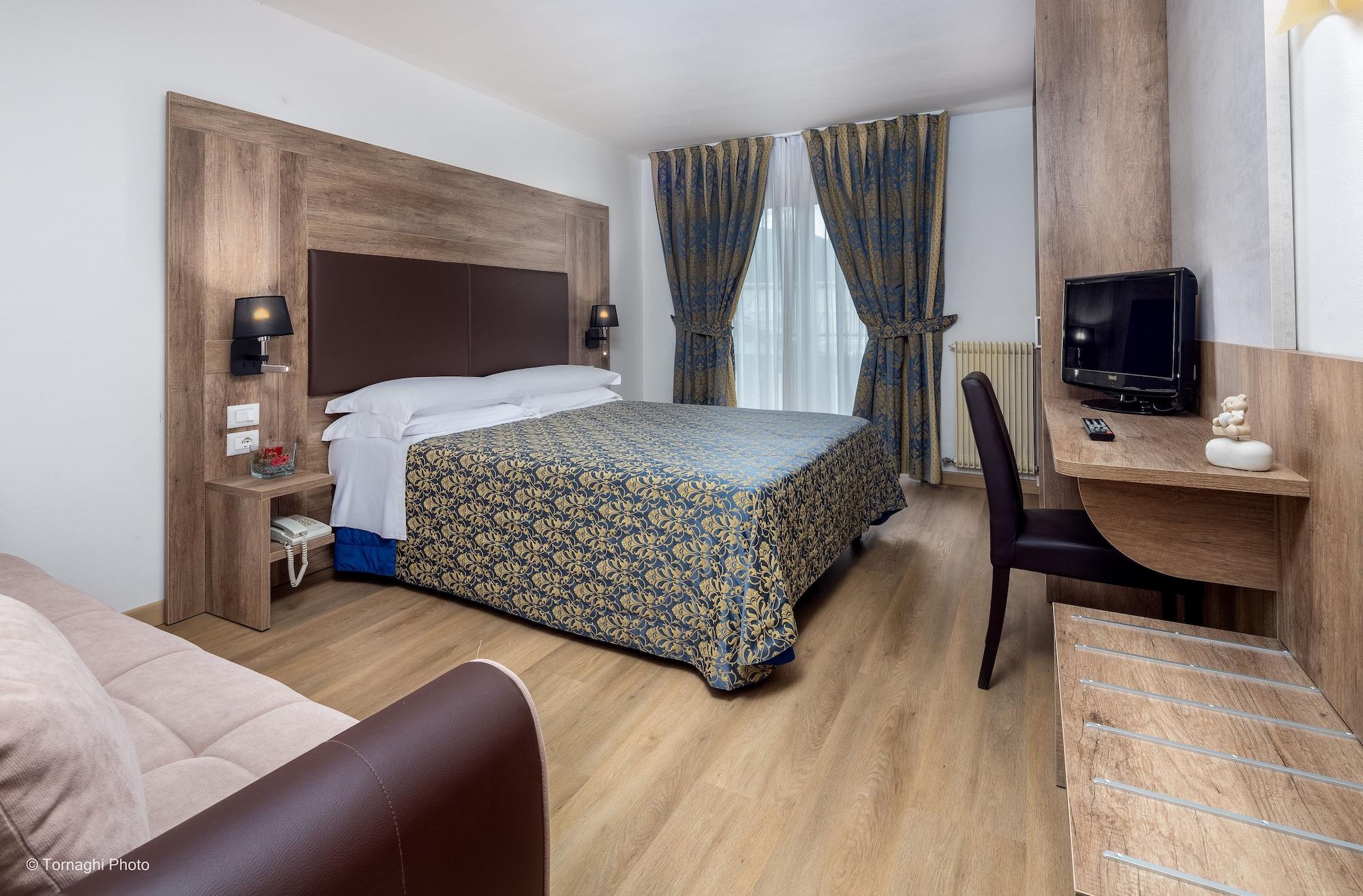 Hotel Alpen Андало Экстерьер фото